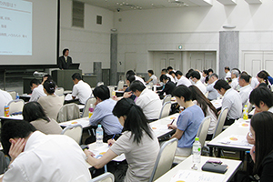 労働安全管理とストレスチェック（7月16日、中央大学駿河台記念館にて）